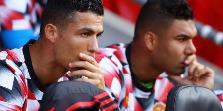 رونالدو يحاول إقناع كاسيميرو بعدم اللعب مع ميسي