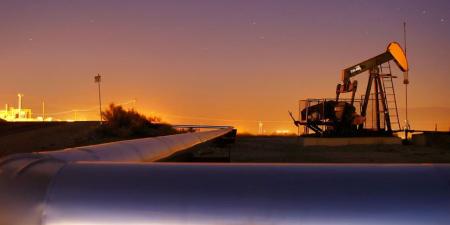 من القيادة ببطء لخلع الكرافات.. كيف تُغير حرب إيران نمط حياة الشعوب؟