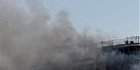 بعد السيطرة عليه.. معاينة حريق أرض زراعية بالمنيب