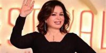 بعد إعادة عرض فيلم حظر تجول.. إلهام شاهين توجه رسالة للجمهور