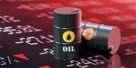 النفط يتراجع مجددًا عالميًا.. برنت وغرب تكساس تحت ضغط الدبلوماسية والتوترات
