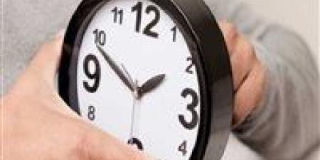 عاجل.. تقديم الساعة 60 دقيقة بقرار رسمي | تفاصيل العودة لـ التوقيت الصيفي وإنهاء التوقيت الشتوي