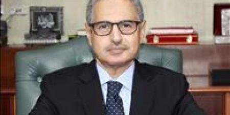 محافظ بني سويف يُصدر حركة تكليفات جديدة لقيادات الوحدات المحلية ويُعيد تنظيم إدارات المناطق الصناعية