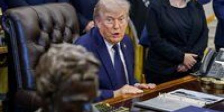 استطلاع أمريكي: 60% يتجنبون متابعة أخبار ترامب.. والسياسة الوطنية تفقد اهتمام الجمهور