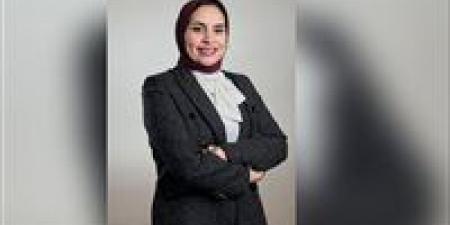 النائبة فاطمة عادل تكتب: النسوية وقانون الأسرة (2): حين دافعت كارين ديكرو عن الأب