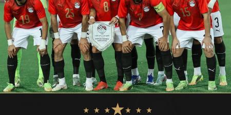 منتخب مصر بالزي الأبيض أمام بلجيكا.. والأحمر في مواجهتي نيوزيلندا وإيران بالمونديال