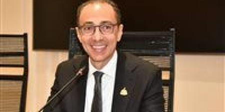 رئيس صحة النواب لـ تحيا مصر: تغليظ عقوبات التضليل الطبي على السوشيال ميديا قريبًا.. وإيقاف الطبيب الذي يتحدث خارج تخصصه