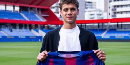 برشلونة يفعل بند شراء حمزة عبد الكريم نهائيًا من الأهلي بعد تألقه اللافت