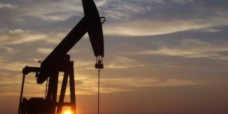 النفط يتراجع 3% مع إلغاء ترامب الضربات المقررة ضد إيران