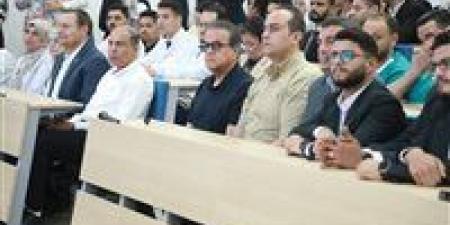 وزير الصحة يشهد تسجيل المواطنين بمنظومة التأمين الصحي الشامل بالمنيا ويتفقد مركز التدريب والمحاكاة