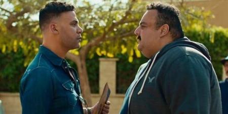 محمد إمام يطرح البرومو الرسمي لفيلم صقر وكناريا (فيديو)