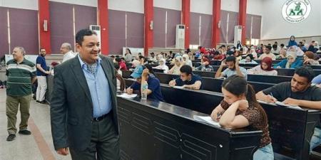 عميد بيطري القاهرة يتابع امتحانات البكالوريوس والدراسات العليا (صور)