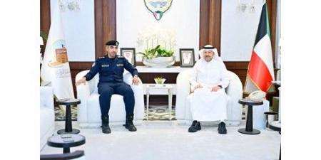 محافظ الفروانية: تبسيط الإجراءات وتطوير الخدمات للمواطنين