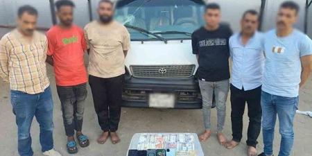أخبار الحوادث اليوم، كواليس جديدة واتهامات متبادلة بين "مروان وجودي".. القبض على ضابطة شرطة مزيفة.. وعصابة تنتحل صفة رجال شرطة للاستيلاء على أموال
