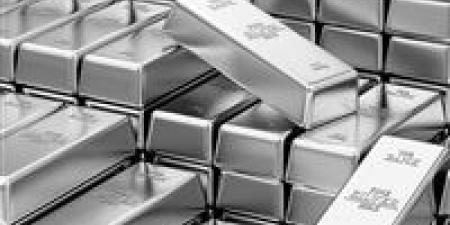 تراجع حاد في أسعار الفضة محليًا بنسبة 6.5% خلال أسبوع وسط ضغوط الدولار والسياسة النقدية الأمريكية
