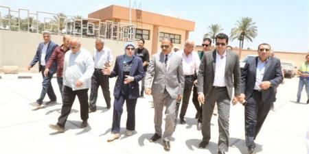 محافظ الشرقية يتفقد مشروع صرف صحي أولاد سيف -الروضة ببلبيس