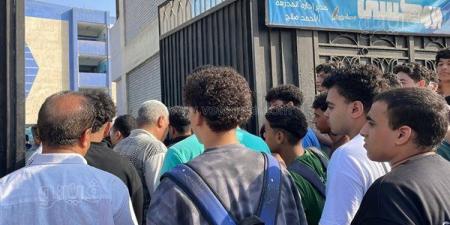 الثانوية العامة 2026، بدء دخول الطلاب لجان «الطبري» ومتابعة ميدانية من قيادات التعليم بمصر الجديدة (صور)