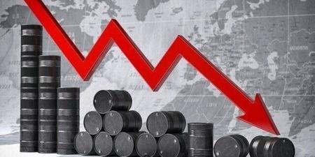 أسعار النفط تتراجع لأقل من 76 دولار للبرميل مسجلة أدنى مستوى في 4 شهور