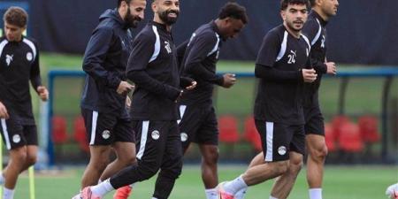 بمشاركة صلاح وحمدي، منتخب مصر يخوض مرانه الأخير بسبوكين استعدادا لأستراليا (صور)