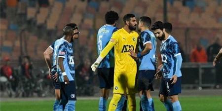 بيراميدز يتفاوض مع موكوينا ويورشيتش قريب من نادٍ إماراتي