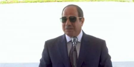 السيسي للاعبي المنتخب: رفعتوا رأس مصر وكسبتوا احترام العالم كله