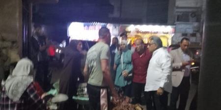 محافظ الدقهلية يتفقد السوق الحضاري بطلخا ويشدد على منع الباعة الجائلين (صور)