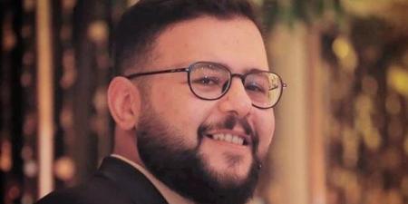 من هو إياد صالح؟ مؤلف مصري يقف وراء الفيلم الخليجي "أحبك من زمان"