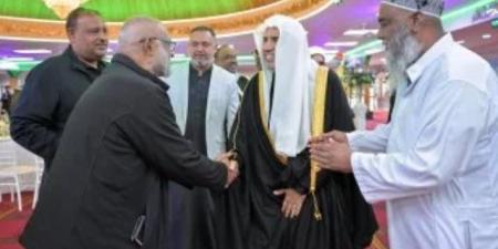 أمين عام رابطة العالم الإسلامى يزور أكبر جوامع نيوزيلندا.. صور