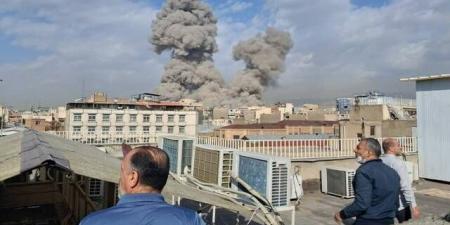 الجيش الأمريكي يواصل ضرباته ضد إيران وتصاعد التوترات في هرمز