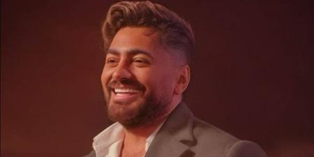 12 أغنية وتعاون مع كبار صناع الموسيقى، تامر حسني يقترب من طرح ألبومه الجديد "مش هتكرر"