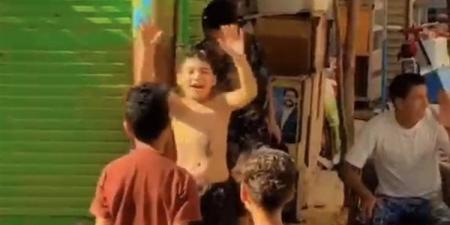 6 قرارات للنيابة في واقعة تركيب "دش استحمام" على عمود إنارة بالمحلة