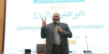 يرسخ لـ“التطبيع بالأزمة”، إبراهيم نجم يحذر من هيمنة "الأسرة المأزومة" في الدراما المصرية