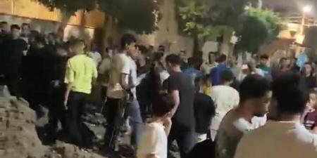 مصايد الموت، انتشال جثمان شاب وإنقاذ آخر سقطا في بيارة صرف صحي بالمنيا (صور)