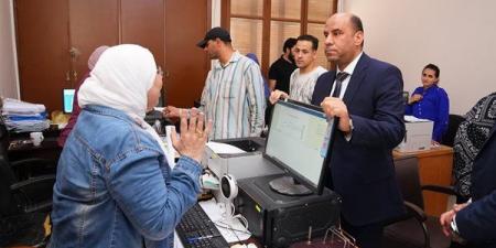 وزير العمل يفاجئ مديرية القاهرة بجولة ميدانية.. ورسائل حاسمة بشأن خدمة المواطنين