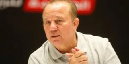 شوقى غريب يعقد اجتماعًا مع رؤساء ومديري قطاعات الناشئين والشباب بالأندية