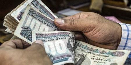تفسير رؤيا الفلوس الورقية في المنام وعلاقتها بالتعرض لخسارة مالية