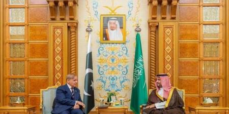 رئيس وزراء باكستان: اتفاقية مكة محطة مفصلية في التعاون الدفاعي مع المملكة وتركيا