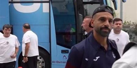 لحظة وصول محمد صلاح رفقة طرابزون سبور إلى إسطنبول لمواجهة قاسم باشا (فيديو) - النيل نيوز