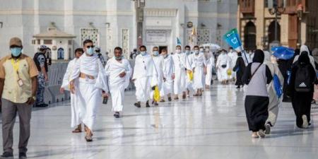 تصل لـ6 آلاف جنيه، زيادات جديدة بأسعار برامج العمرة بسبب نظام الإعاشة - النيل نيوز