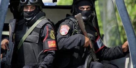 المتهم بإنهاء حياة ابنة عمه لرفضها الارتباط به يمثل الجريمة - النيل نيوز