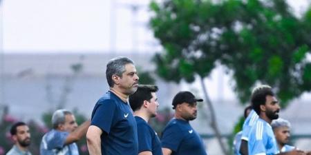 جلسة بالفيديو لمعتمد جمال مع لاعبي الزمالك قبل مواجهة البنك الأهلي - النيل نيوز