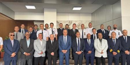 وزير الطيران يتابع التشغيل التجريبي للأنظمة الرادارية الحديثة ببرج المراقبة الجوية بمطار القاهرة - النيل نيوز