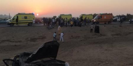 إصابة أكثر من 17 شخصا في تصادم "ملاكي" بسيارة عمال بطريق الدواويس بالإسماعيلية - النيل نيوز