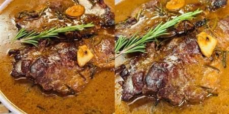 طريقة عمل ستيك اللحم بالبيبر صوص - النيل نيوز