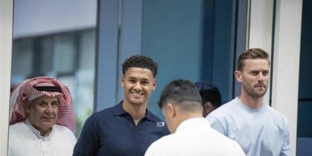 واتكينز يجتاز الكشف الطبي ويوقع عقود انضمامه للهلال اليوم - النيل نيوز