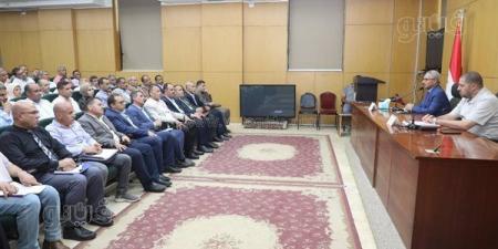 محافظ بني سويف: لا وقت للتأجيل في ملفات الإزالات والتصالح والتقنين - النيل نيوز