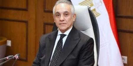 استعدادا لتطبيق قانون الإجراءات الجنائية الجديد، وزير العدل ونقيب المحامين يتفقدان مشروعات التحول الرقمي بمحكمة القاهرة الجديدة - النيل نيوز
