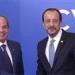 السيسي ونظيره القبرصي يلتقطان الصور التذكارية قبل القمة الأوروبية