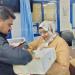 وكيل صحة مطروح يهنئ مرضى الغسيل الكلوي بالمولد النبوي ويسلمهم بطاقات الأولوية الطبية - النيل نيوز