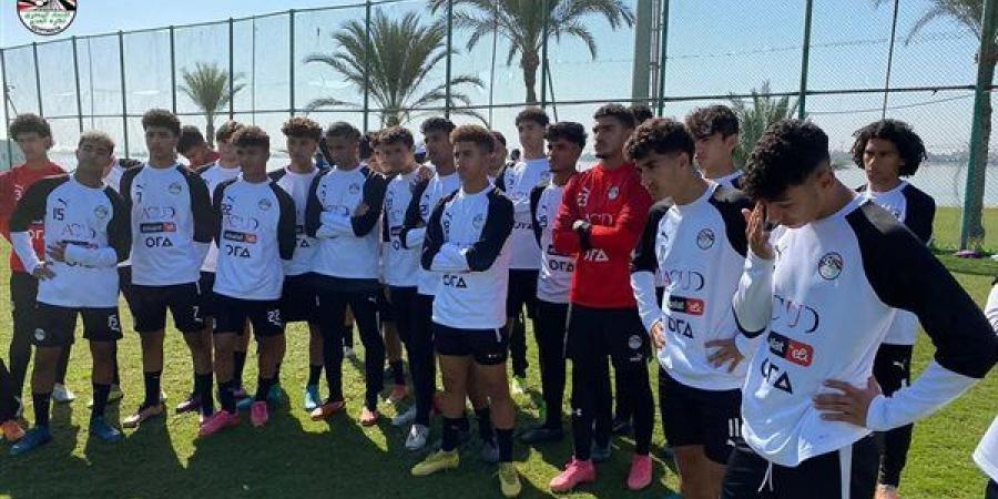 منتخب
      الشباب
      يستدعي
      خماسي
      الاتحاد
      السكندري
      لمعسكر
      الغد